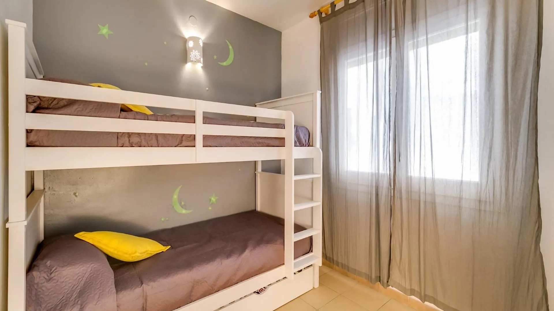Vivalidays Edurne - Blanes - Costa Brava Daire